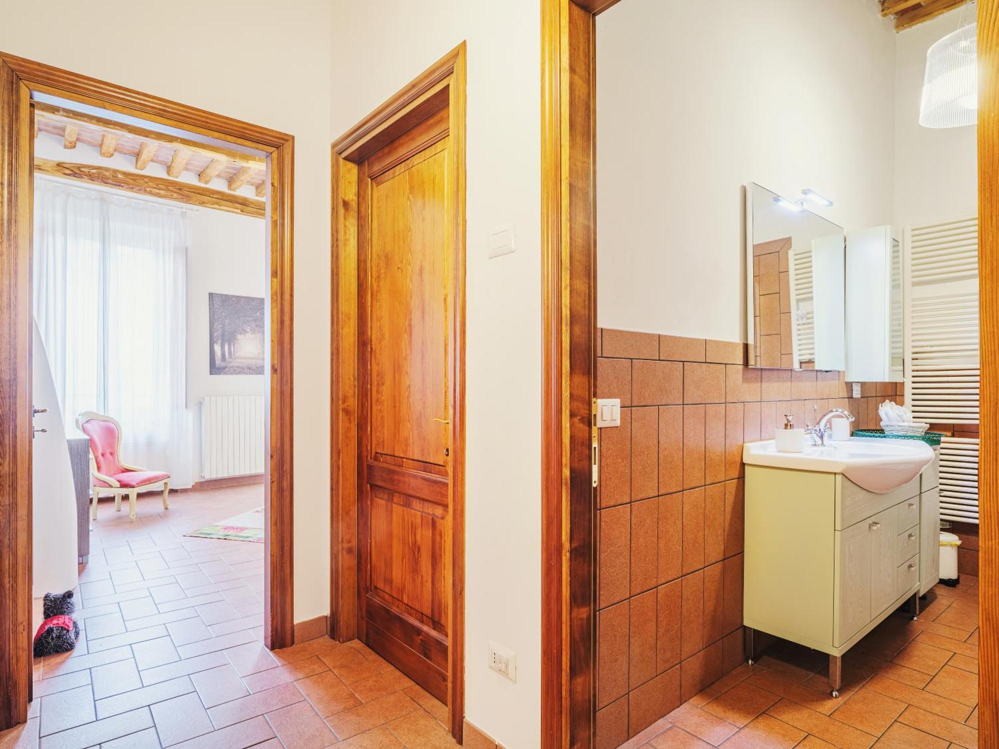 Michael'S Home - Cozy Apartment In The Heart Of Lucca Exterior photo